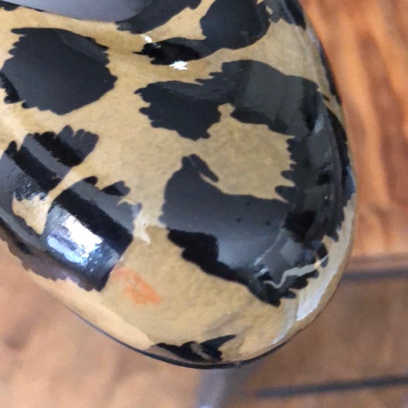 Gianni Bini Patent Leopard Print Heels - Picture 8 of 9